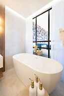 The Grandview Condos on Seven Mile Beach