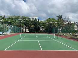 The Grandview Condos on Seven Mile Beach