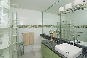 The Grandview Condos on Seven Mile Beach