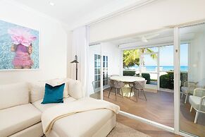 The Grandview Condos on Seven Mile Beach