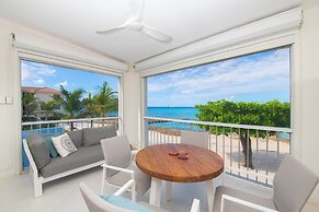 The Grandview Condos on Seven Mile Beach