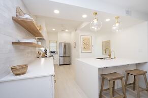 The Grandview Condos on Seven Mile Beach