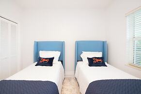 The Grandview Condos on Seven Mile Beach