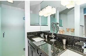 The Grandview Condos on Seven Mile Beach