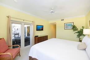 The Grandview Condos on Seven Mile Beach