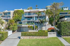 Andari Holiday Apartments