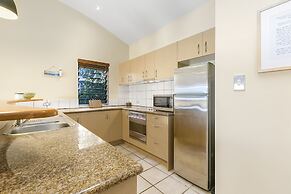 Andari Holiday Apartments