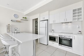 Andari Holiday Apartments