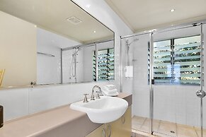 Andari Holiday Apartments