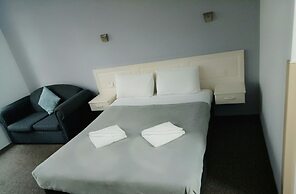 Excelsior Motor Inn