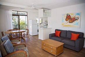 Apollo Jewel Beachfront Apartments