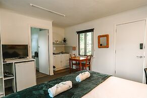 Alpine Riverside Cottages