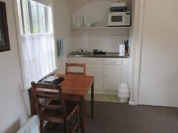 Alpine Riverside Cottages