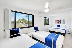 Montego Mermaid Beach Motel