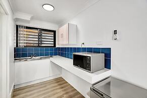 Montego Mermaid Beach Motel