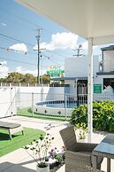 Montego Mermaid Beach Motel