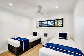 Montego Mermaid Beach Motel