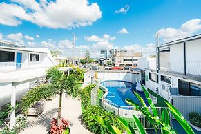 Montego Mermaid Beach Motel