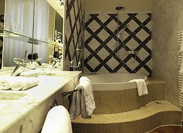 Hotel Le Place d'Armes - Relais & Châteaux