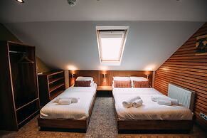 The Commercial Hotel