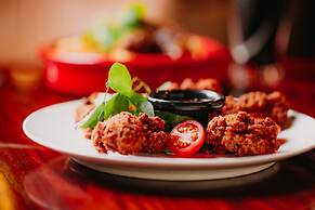 The Commercial Hotel