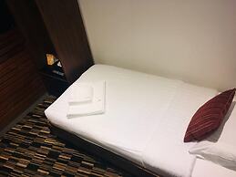 The Commercial Hotel