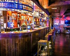 The Commercial Hotel