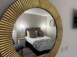 The Tontine Hotel