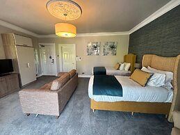The Tontine Hotel