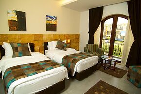 Monoberge Byblos Hotel