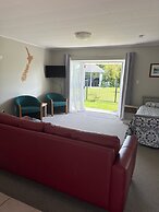 Ash Grove Boutique Motel