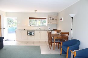 Ash Grove Boutique Motel