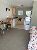 Ash Grove Boutique Motel