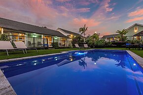 Ash Grove Boutique Motel