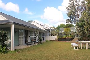 Ash Grove Boutique Motel