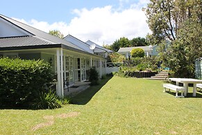 Ash Grove Boutique Motel