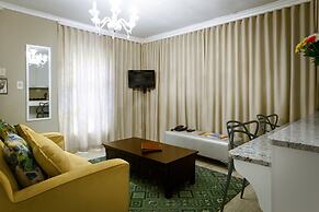 Riverside Boutique Hotel