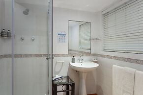 Riverside Boutique Hotel