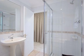 Riverside Boutique Hotel