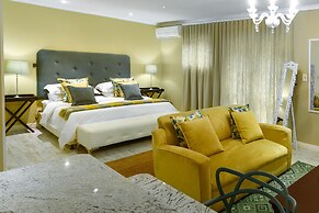 Riverside Boutique Hotel