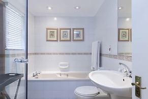 Riverside Boutique Hotel