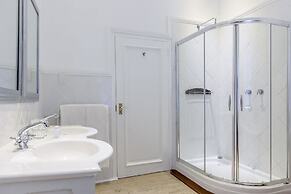 Riverside Boutique Hotel