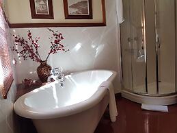 Riverside Boutique Hotel