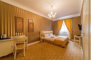 Garden Boutique Residence