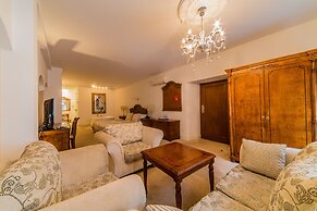 Garden Boutique Residence