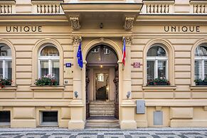 Hotel Unique