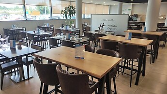 Holiday Inn Express Campo De Gibraltar - Barrios by IHG