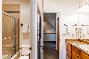 The Loft at Mountain Village by All Seasons Resort Lodging