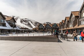 The Loft at Mountain Village by All Seasons Resort Lodging