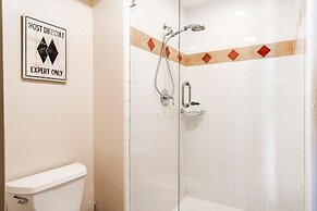 The Loft at Mountain Village by All Seasons Resort Lodging